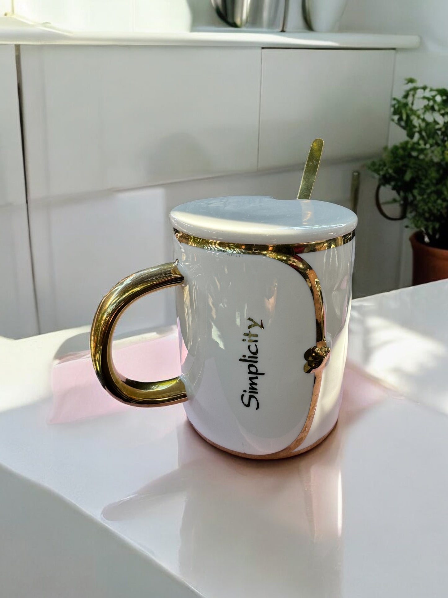 Tasse à thé ou café en céramique 400 ml +couvercle+ cuillère