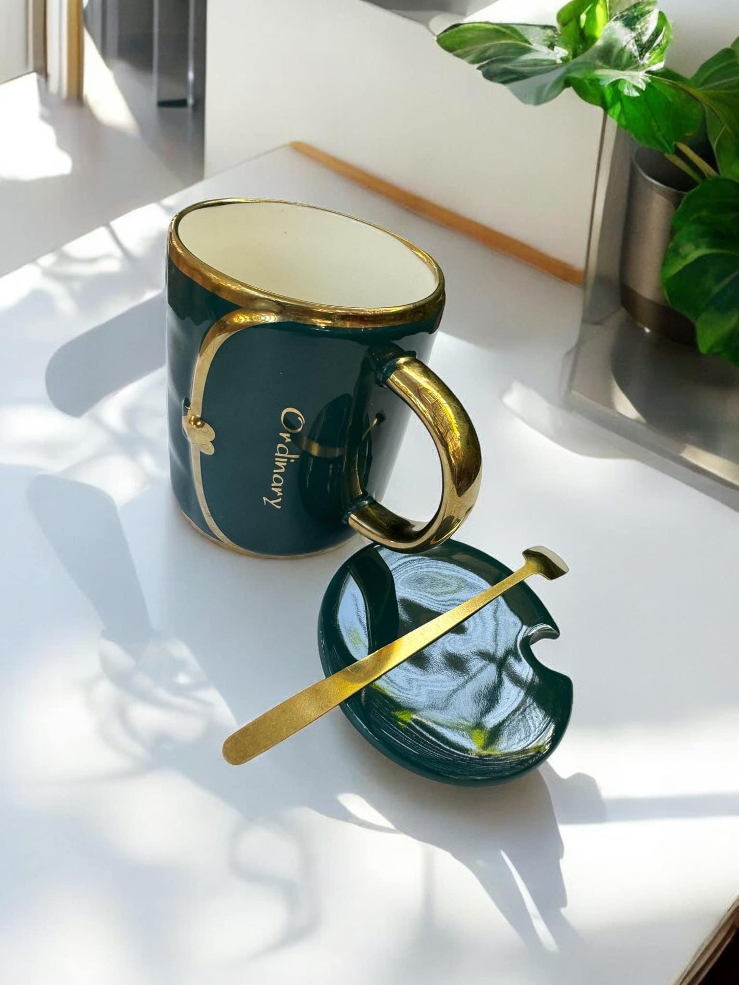 Tasse à thé ou café en céramique 400 ml +couvercle+ cuillère